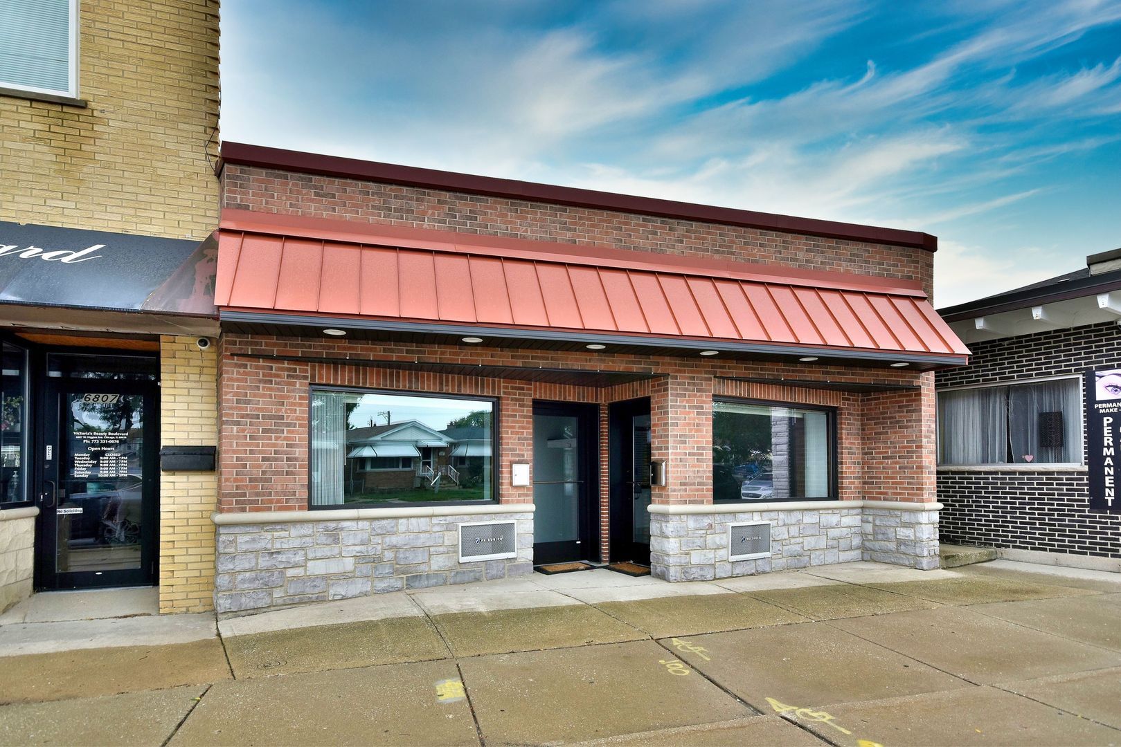 6811 W Higgins Avenue #B — Chicago, IL 60656