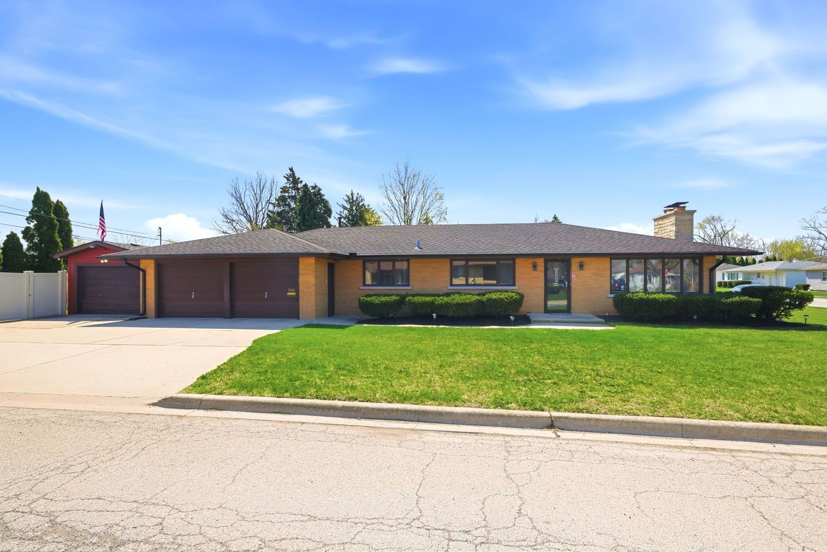 908 Curtis Avenue — Joliet, IL 60435