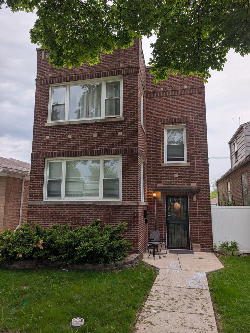 554 E 103rd Place — Chicago, IL 60628