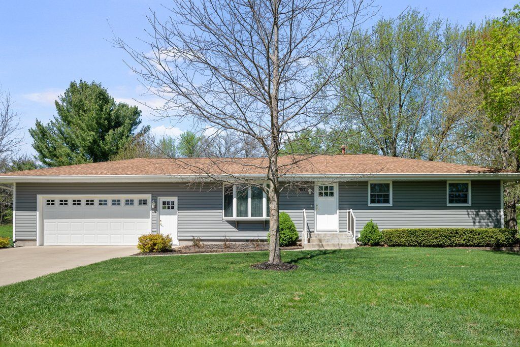 207 Amber Lane — Geneseo, IL 61254