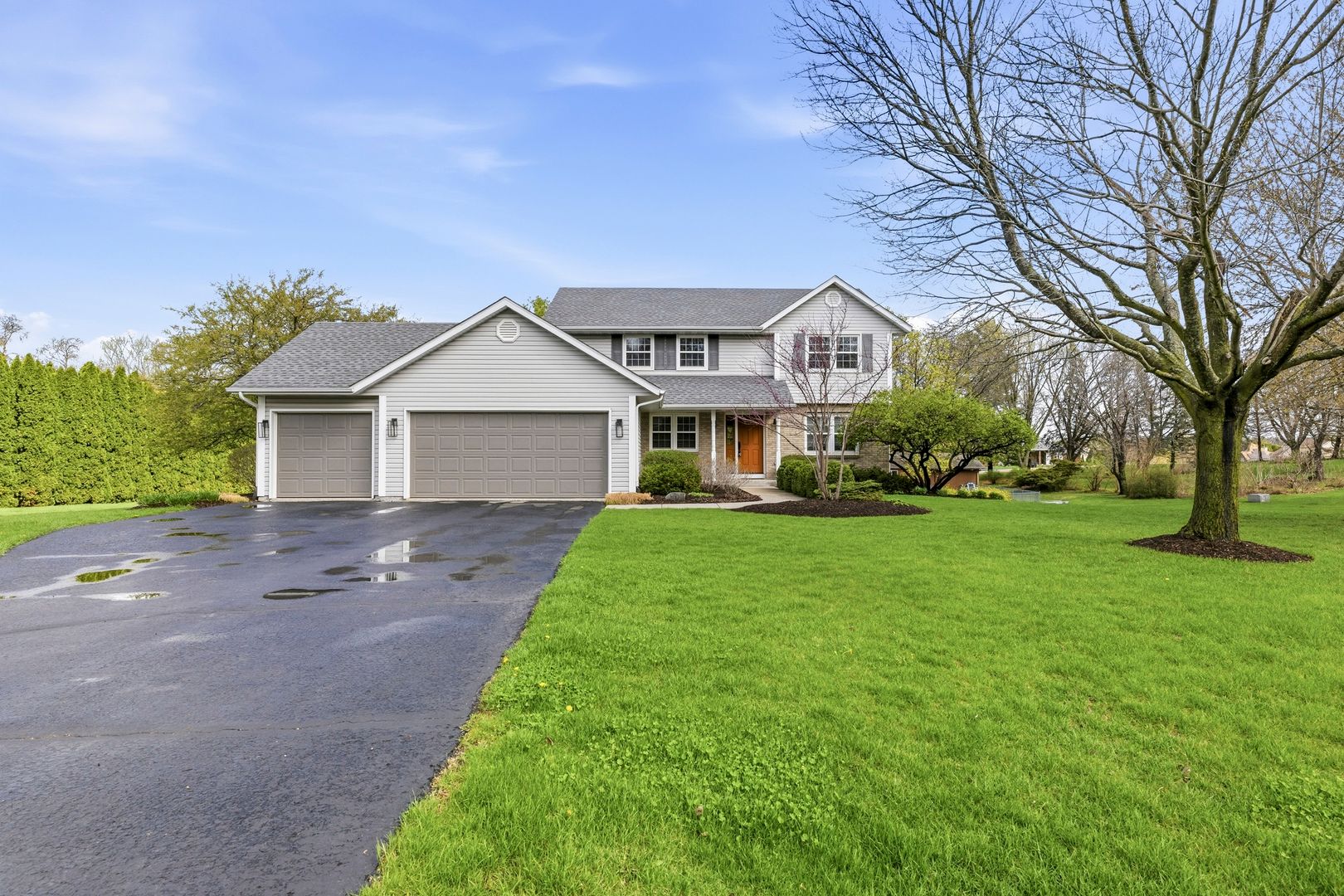 6990 Skyview Trail — Roscoe, IL 61073