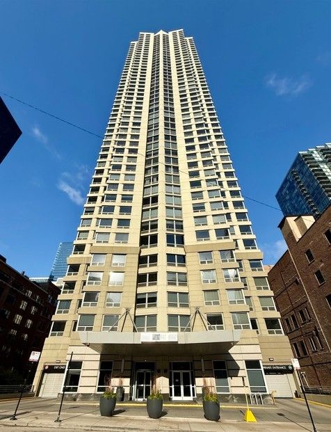 440 N Wabash Avenue #1008 — Chicago, IL 60611