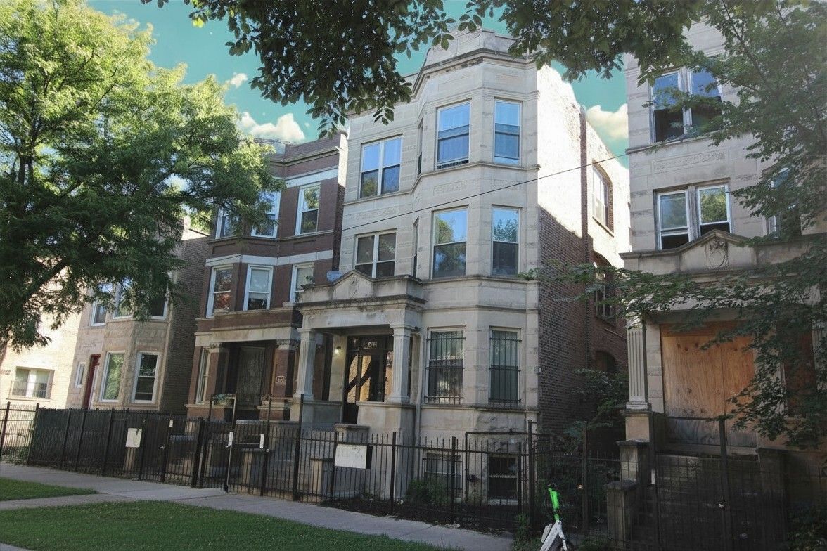 1439 S Saint Louis Avenue — Chicago, IL 60623