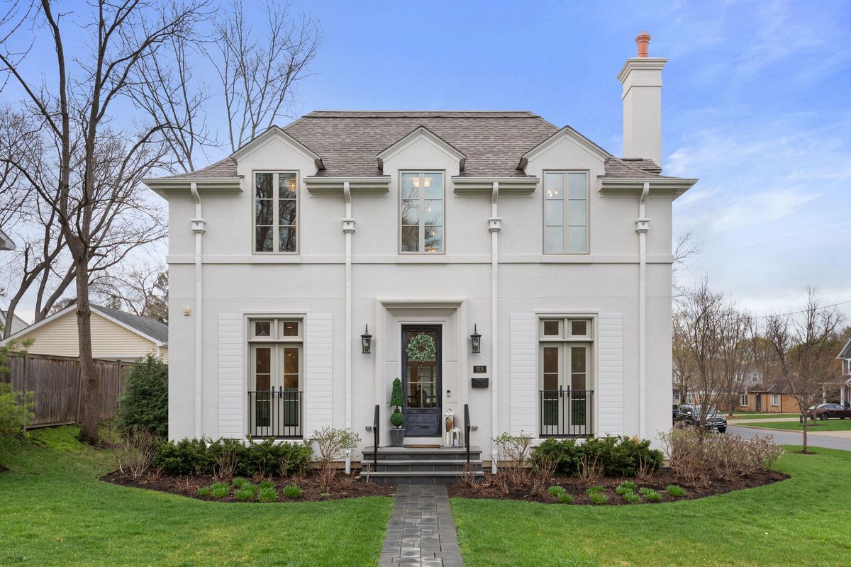 618 Buckingham Place, Libertyville, IL 60048