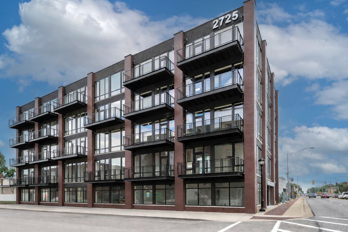 2725 Thatcher Avenue, River Grove, IL 60171