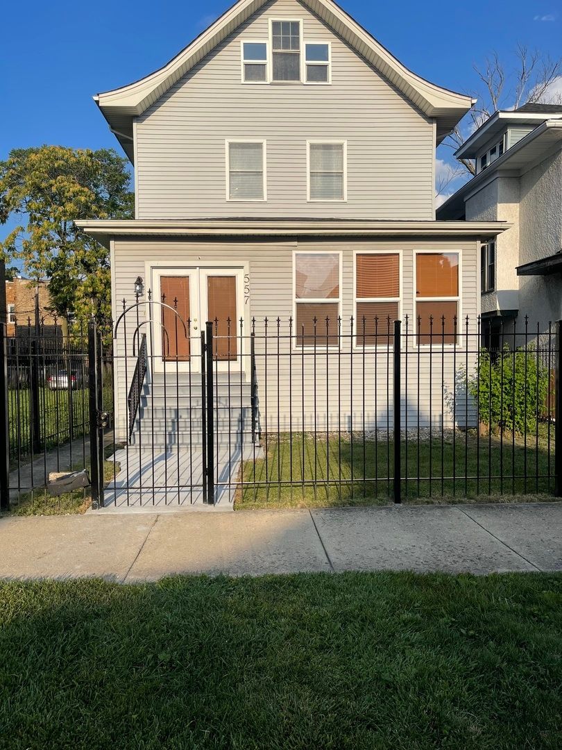 557 N Leamington Avenue — Chicago, IL 60644