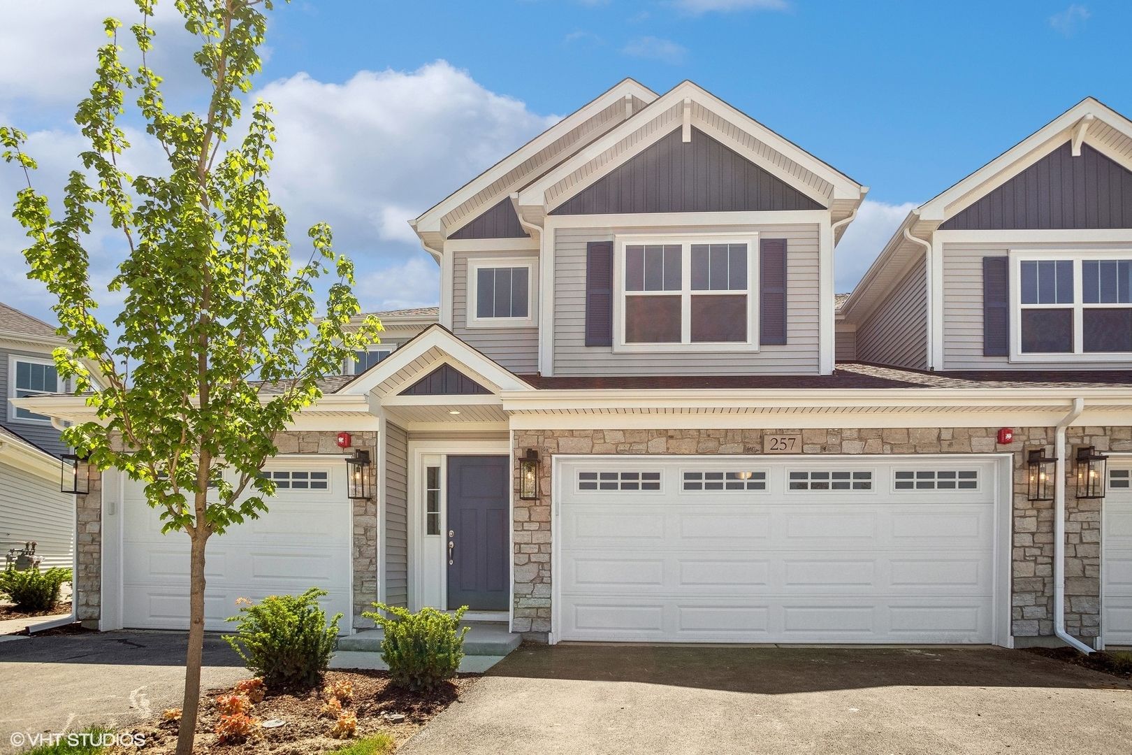 272 Masters Drive — Addison, IL 60101