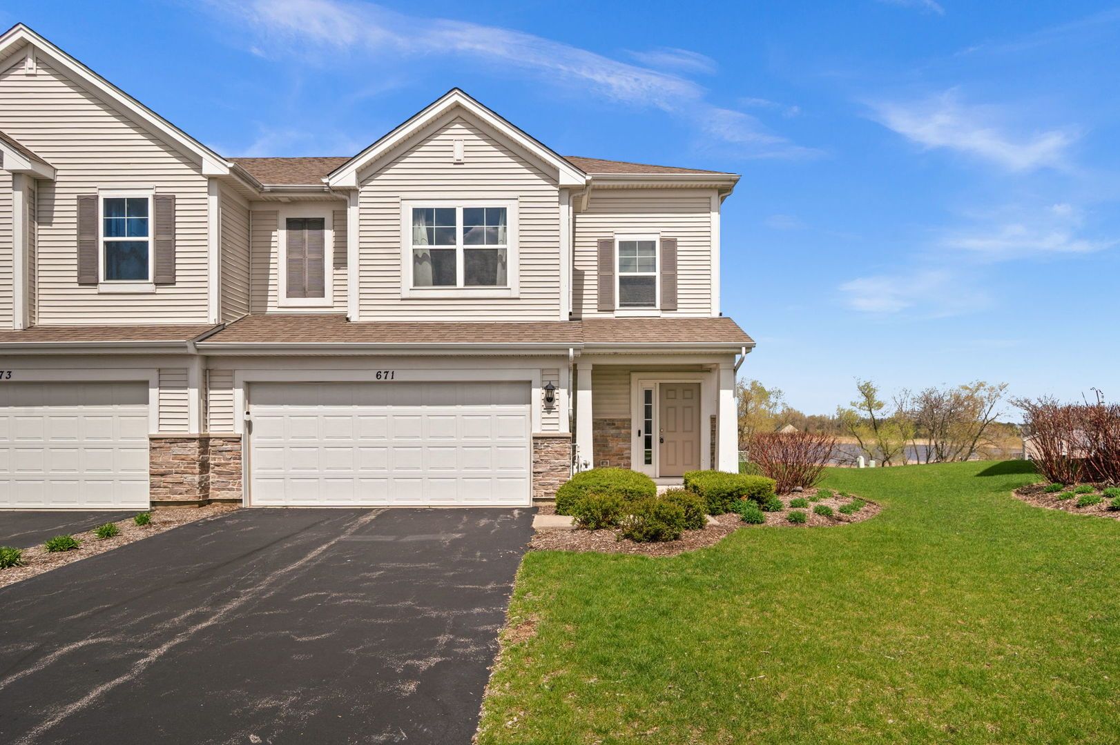 671 Anchorage Court — Pingree Grove, IL 60140