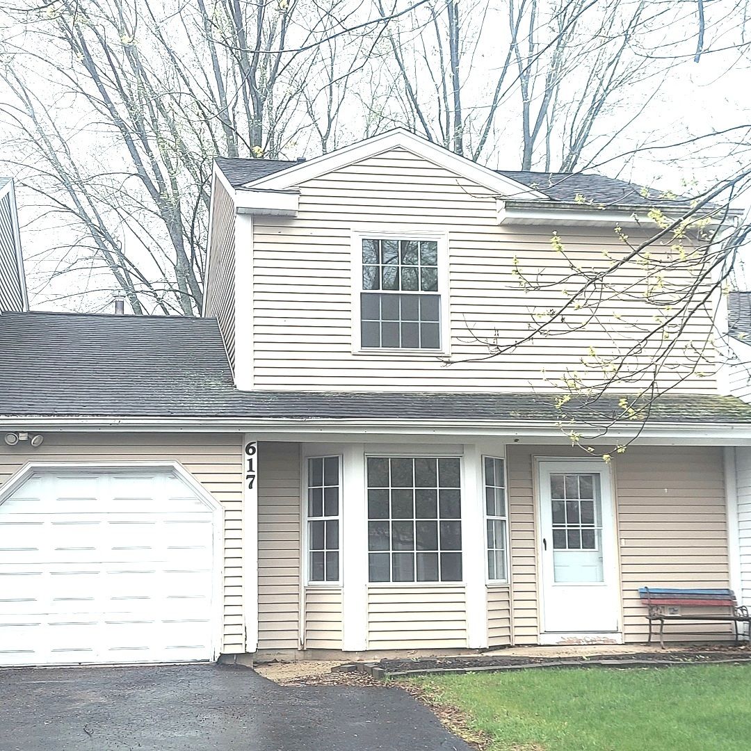 617 Yale Lane, Island Lake, IL 60042