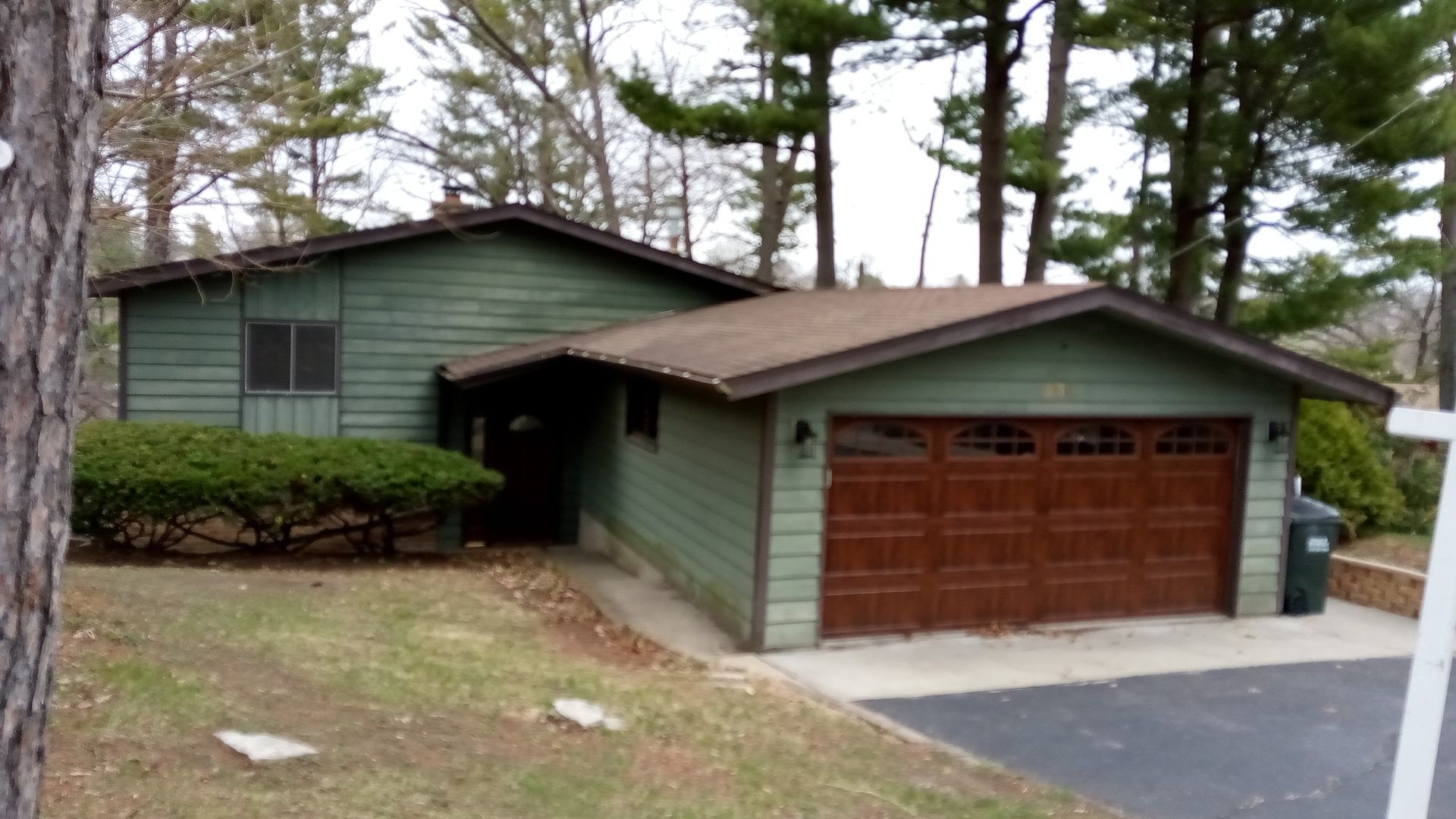 234 Indian Trail — Lake In The Hills, IL 60156