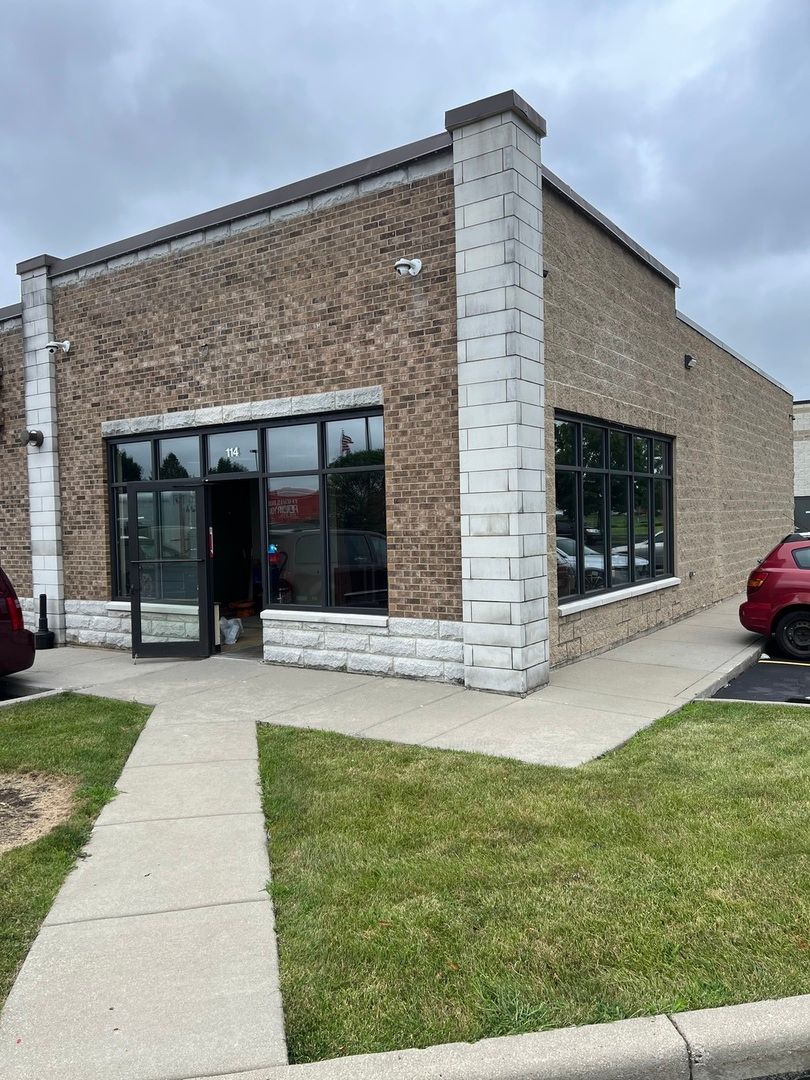 50 INDUSTRIAL Drive, Gilberts, IL 60136