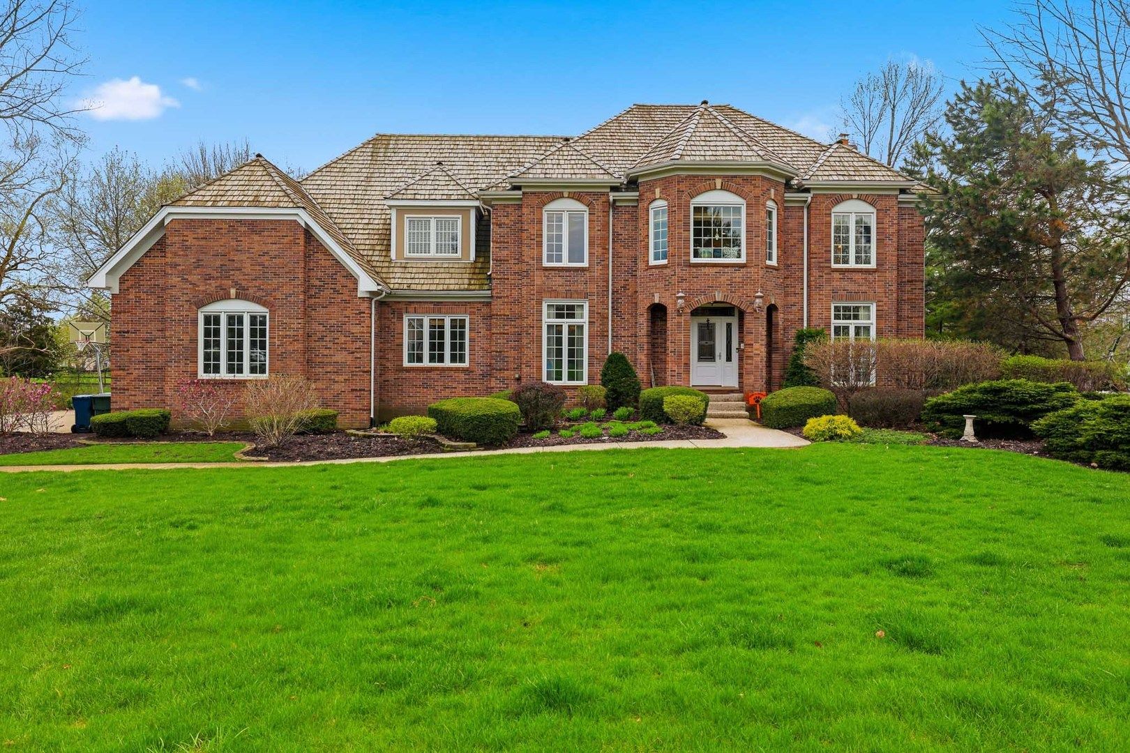 5701 Churchill Lane — Libertyville, IL 60048