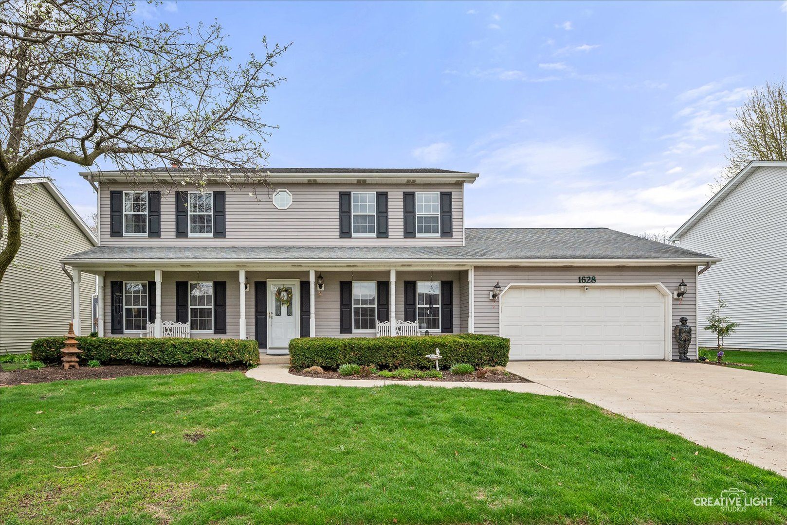 1628 Westminster Drive — Naperville, IL 60563