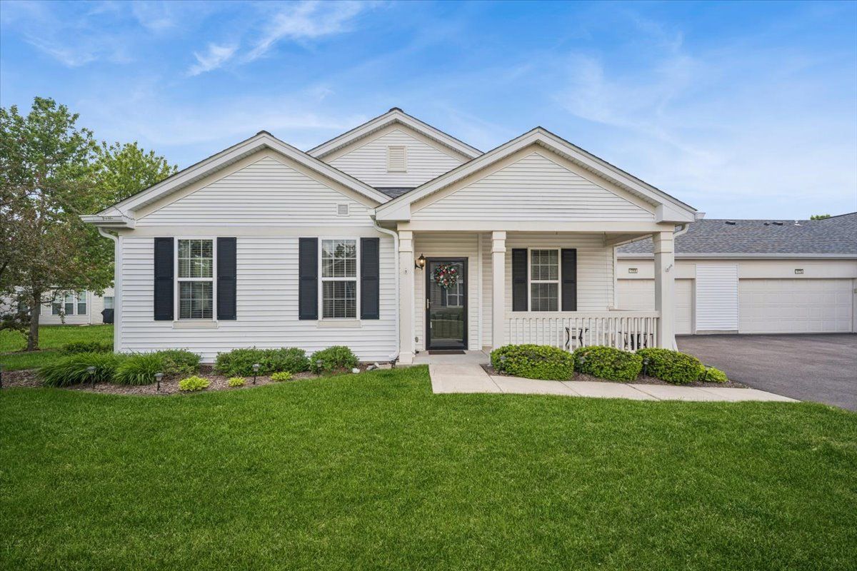 1769 Hannah Lane — Hampshire, IL 60140