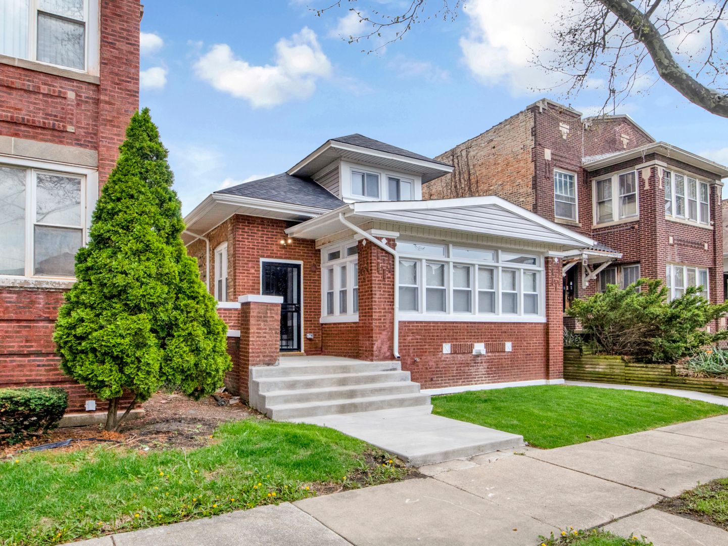 7947 S May Street — Chicago, IL 60620