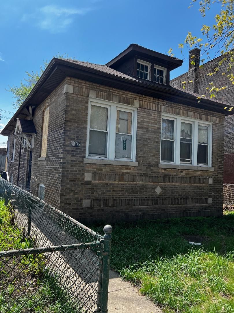 1535 74th Place, Chicago, IL 60619