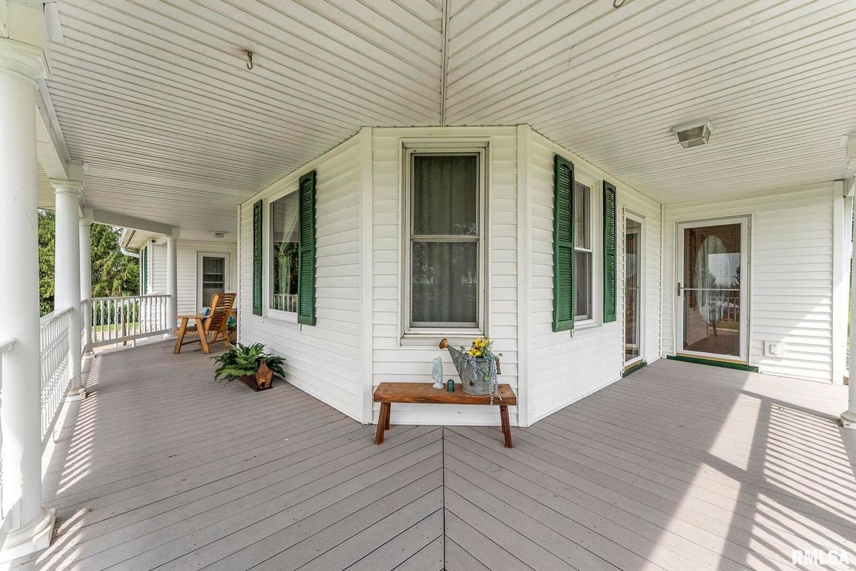 13314 175TH Street W, Taylor Ridge, IL 61284