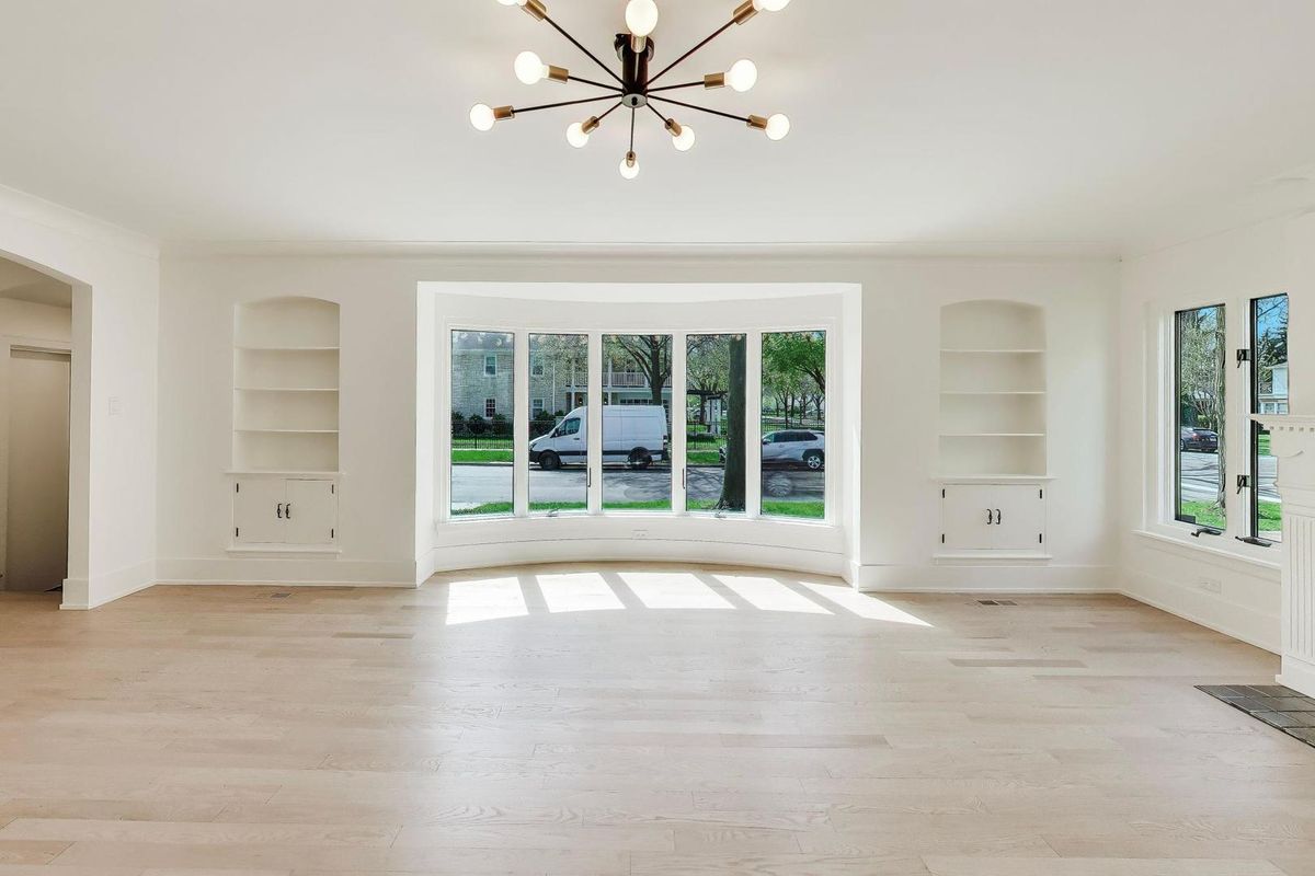 1503 Clinton Place, River Forest, IL 60305