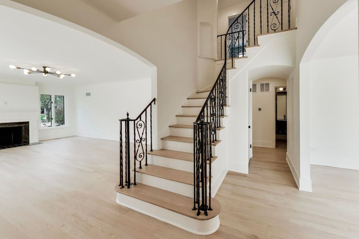 1503 Clinton Place, River Forest, IL 60305