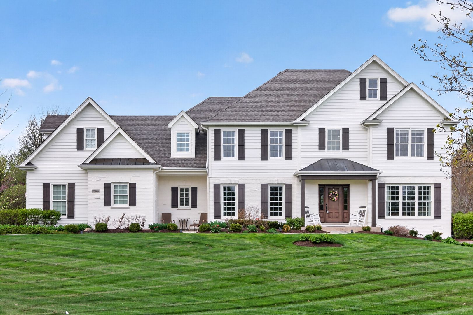 39W480 Abbey Glen Court — St. Charles, IL 60175