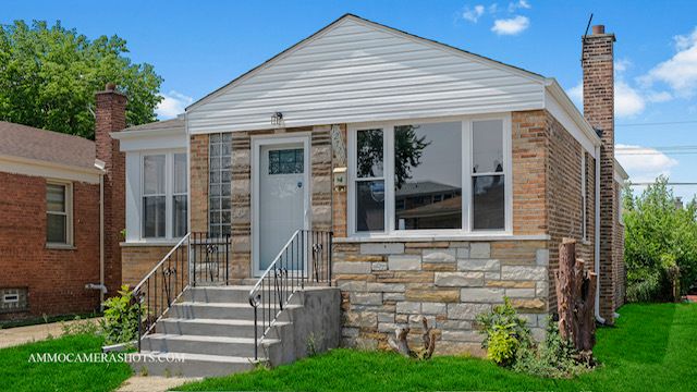 12728 S May Street, Calumet Park, IL 60827