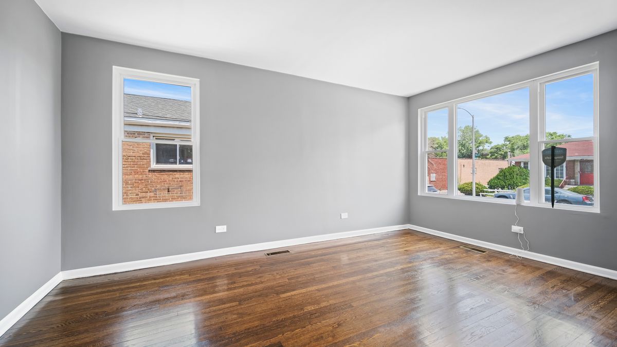 12728 S May Street, Calumet Park, IL 60827