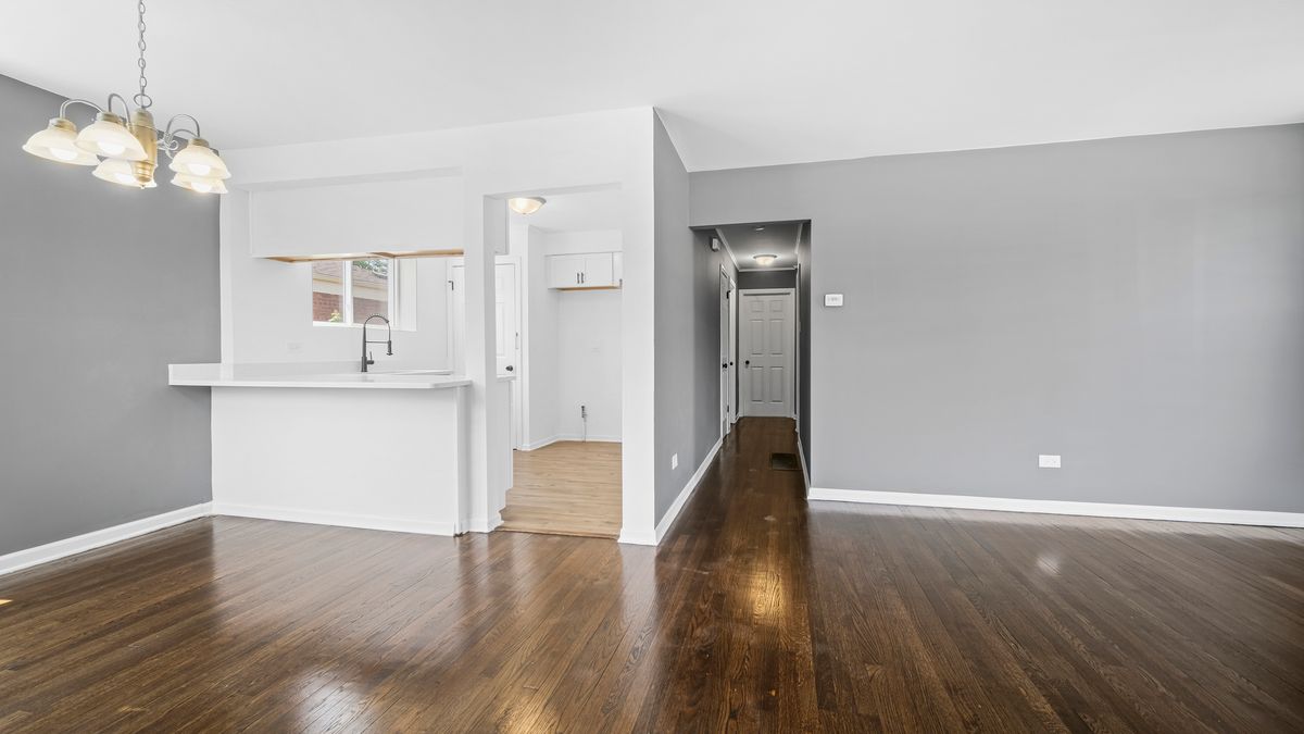 12728 S May Street, Calumet Park, IL 60827