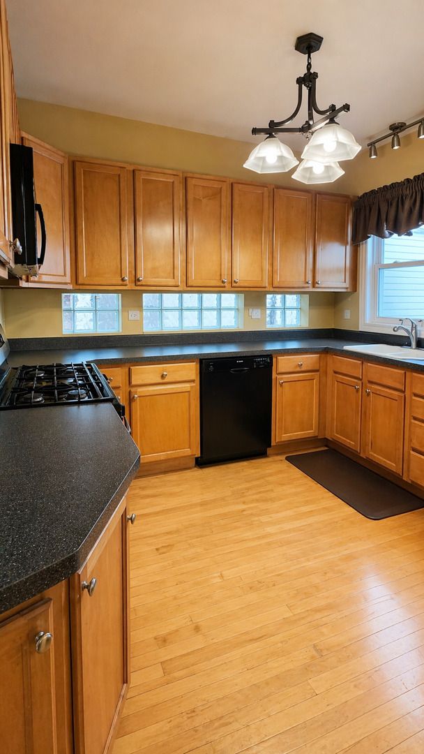 4128 N Ottawa Avenue, Norridge, IL 60706