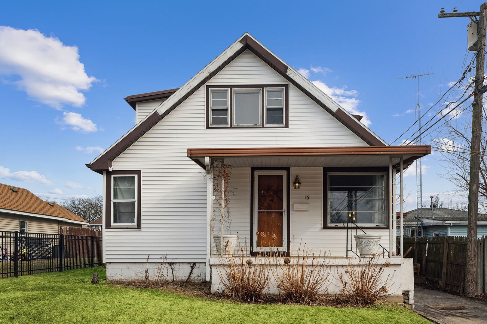 16 Anderson Avenue — Joliet, IL 60433