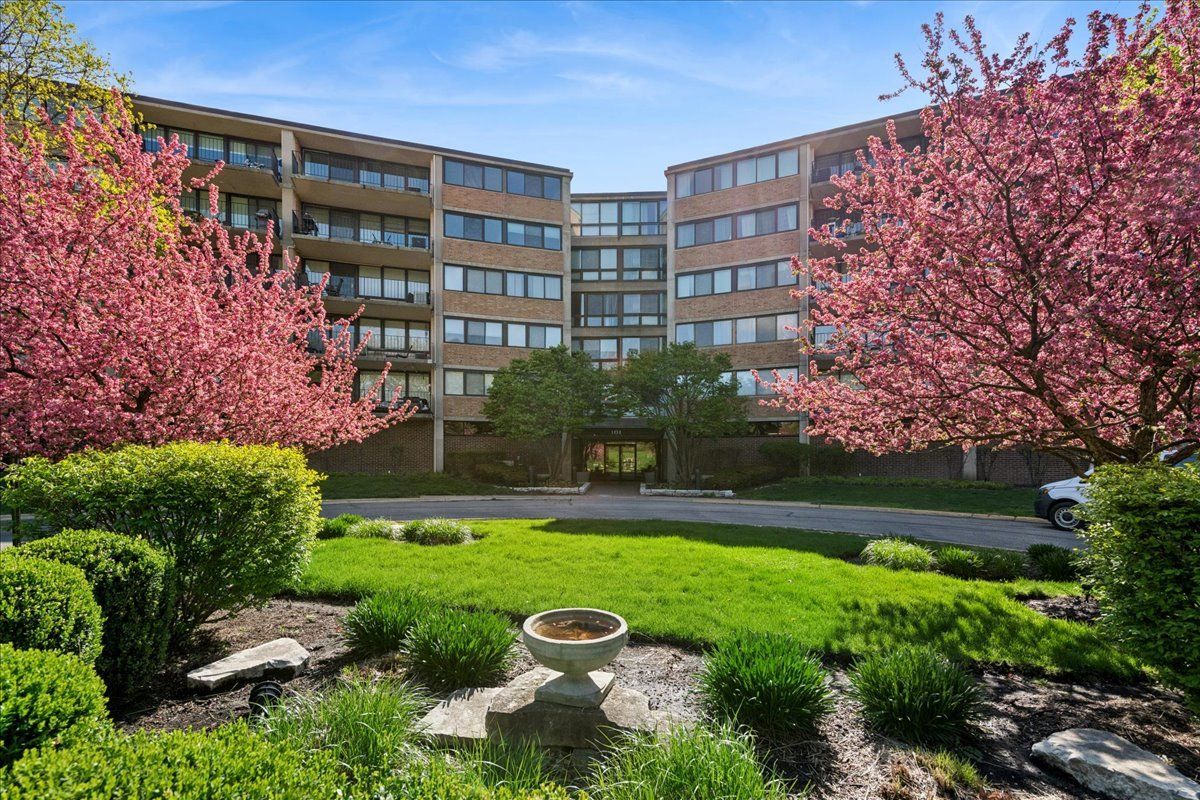 101 Bar Harbour Road, Schaumburg, IL 60193