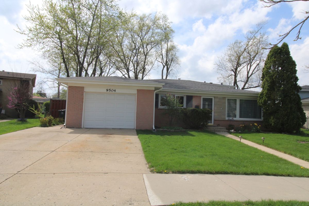 9504 Oriole Avenue, Morton Grove, IL 60053