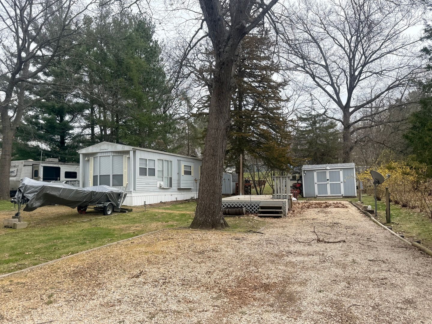 10-22/23 Woodhaven Lakes — Sublette, IL 61367