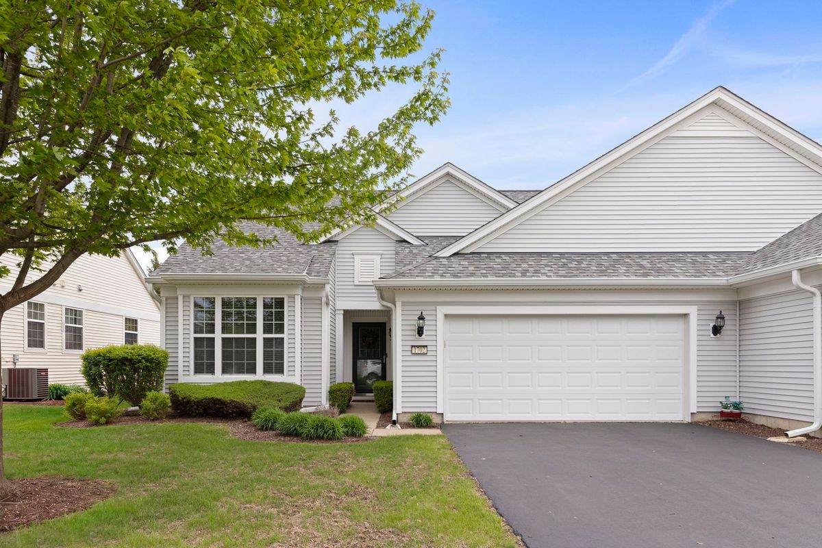 1702 Countryside Drive, Shorewood, IL 60404