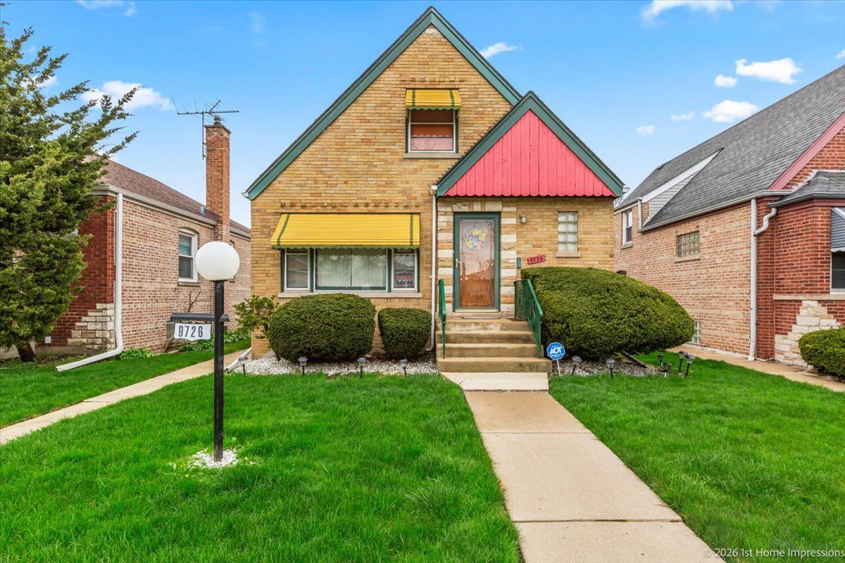 9726 S Peoria Street — Chicago, IL 60643