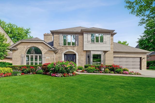 11602 Briarwood Lane — Burr Ridge, IL 60527