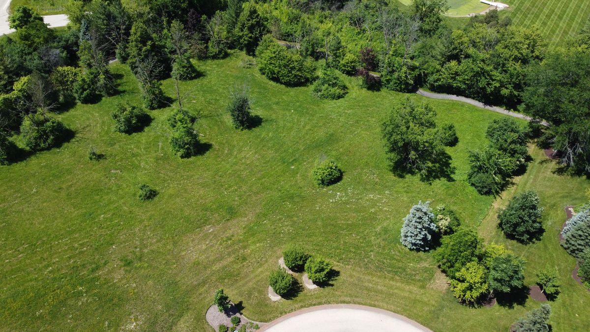 22 Brooke Lane, South Barrington, IL 60010