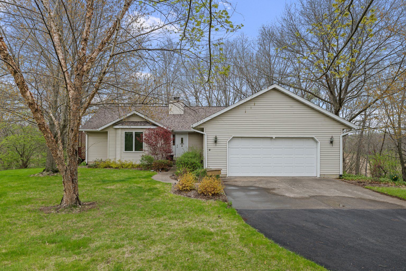 2511 136th Ave. Court W — Milan, IL 61264