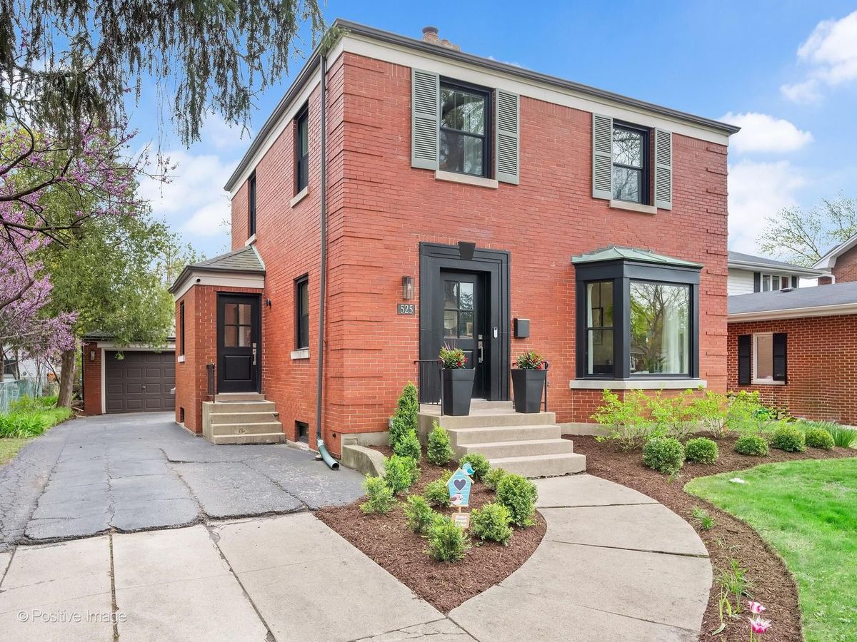 525 Stone Avenue, La Grange Park, IL 60526