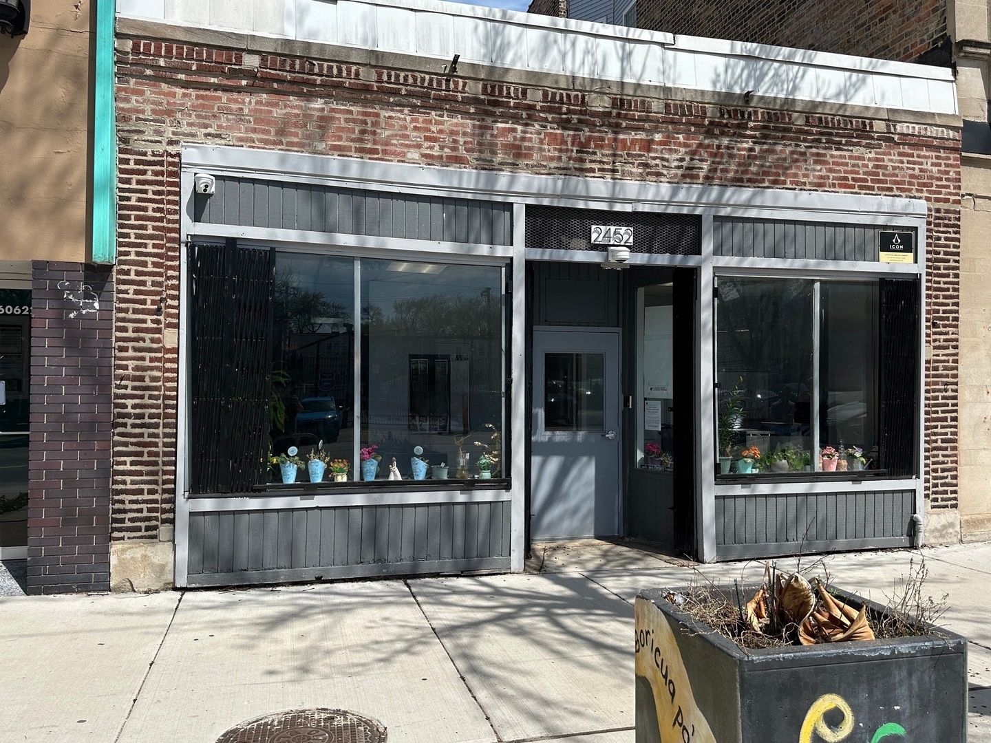 2452 W Division Street — Chicago, IL 60622