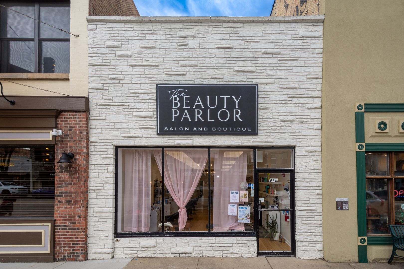 912 Main Street — Antioch, IL 60002