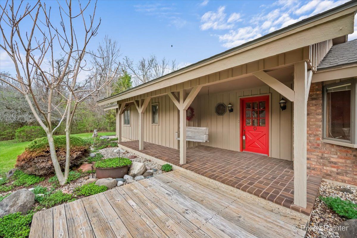 1310 S Flemming Road, Bull Valley, IL 60098