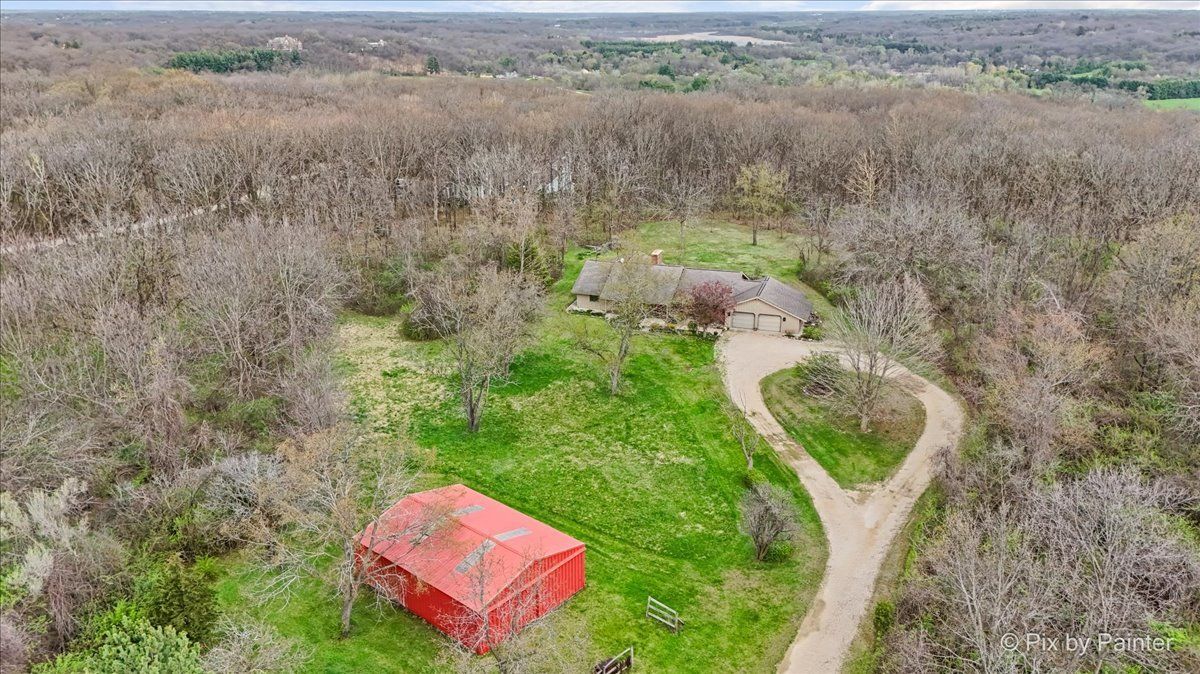 1310 S Flemming Road, Bull Valley, IL 60098