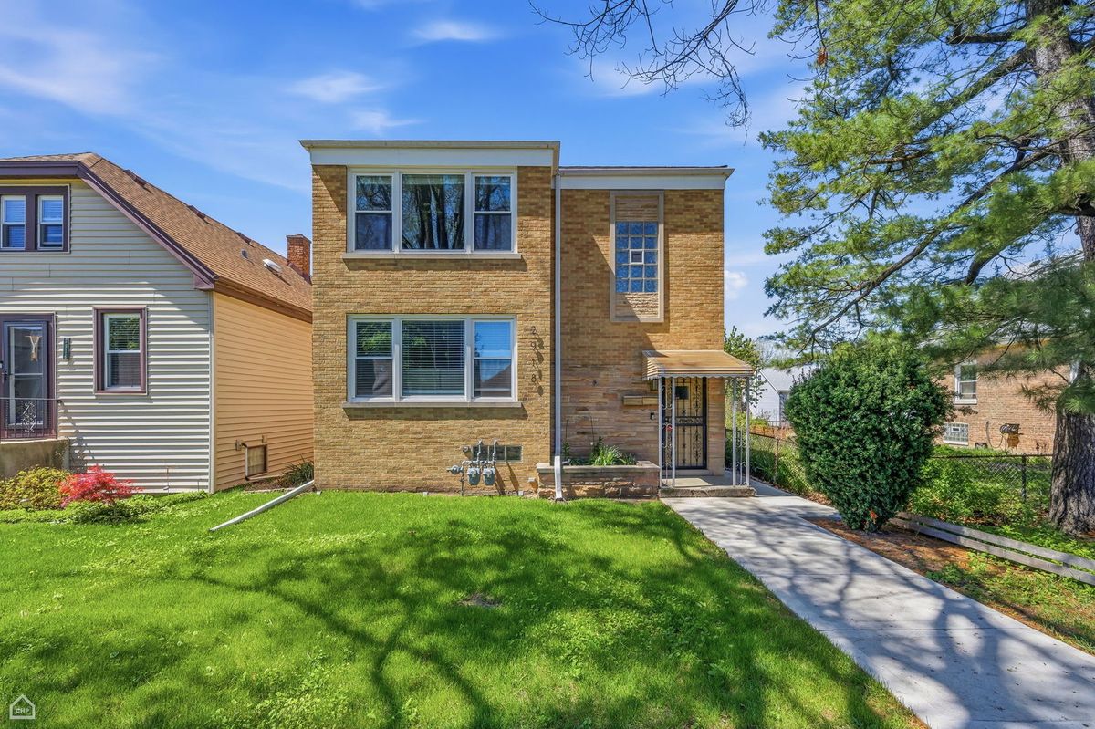 2918 75th Court, Elmwood Park, IL 60707