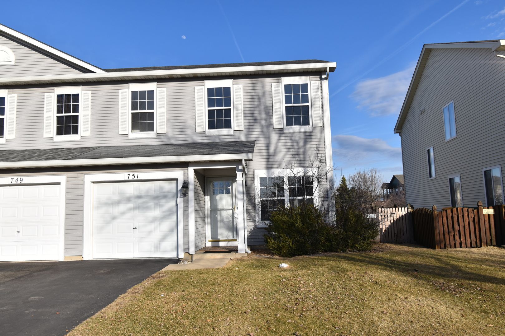 751 Zachary Drive — Romeoville, IL 60446