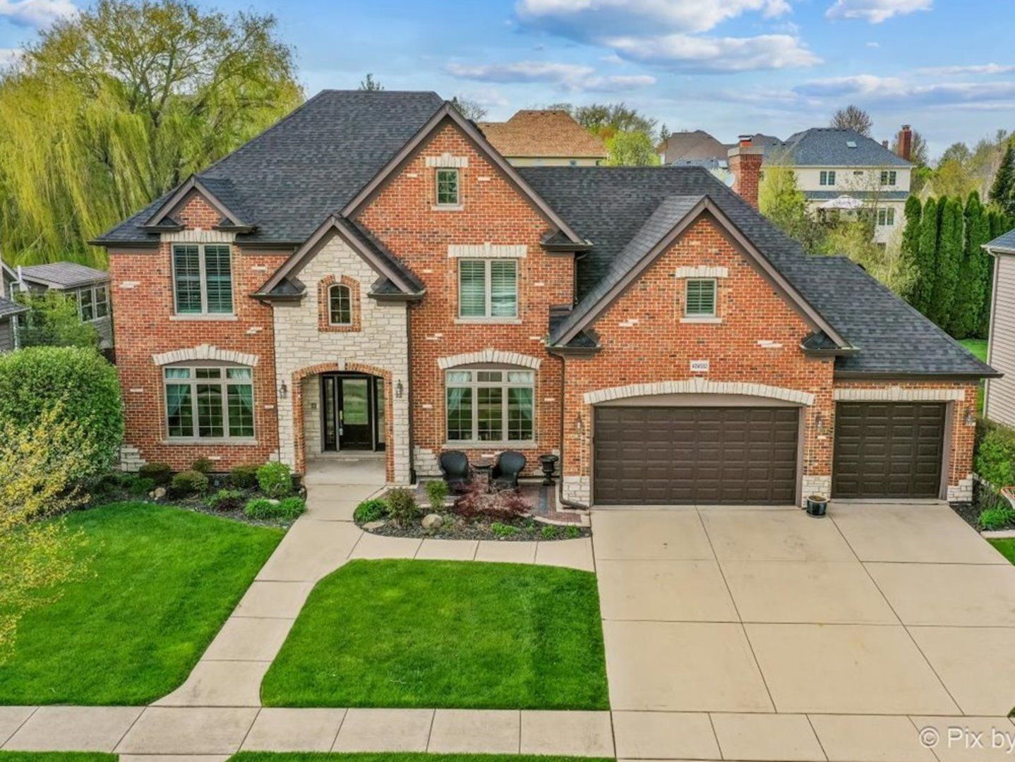 40W352 William Cullen Bryant Street — St. Charles, IL 60175
