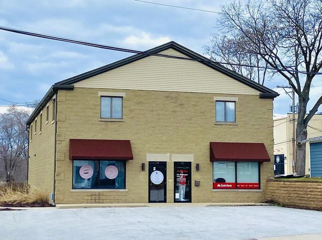 76 Washington Street #B — Oswego, IL 60543