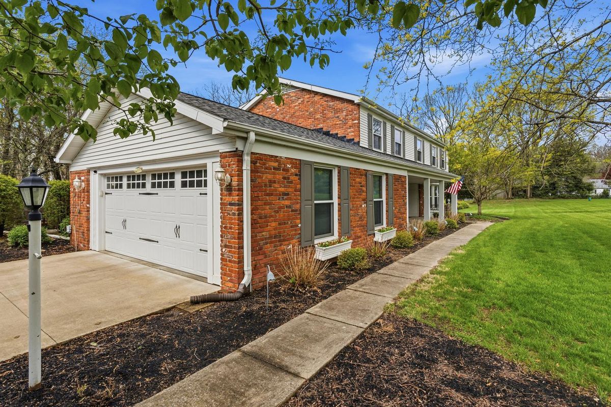 20 Old Ottawa Road, Danville, IL 61832