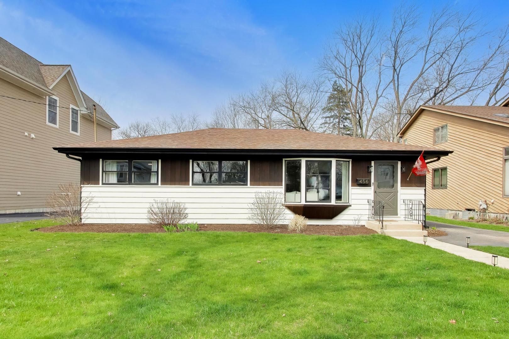 456 Lowell Avenue — Glen Ellyn, IL 60137