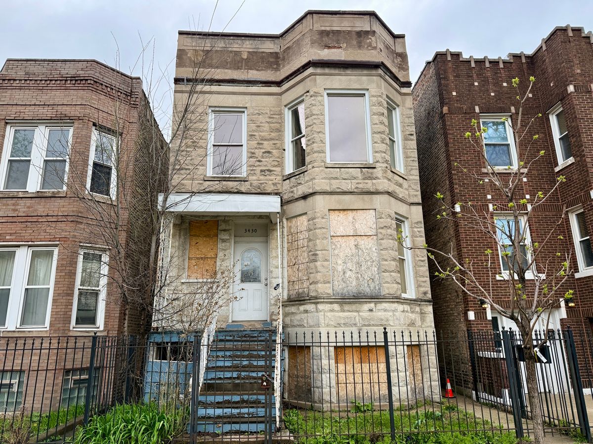 3430 Flournoy Street, Chicago, IL 60624