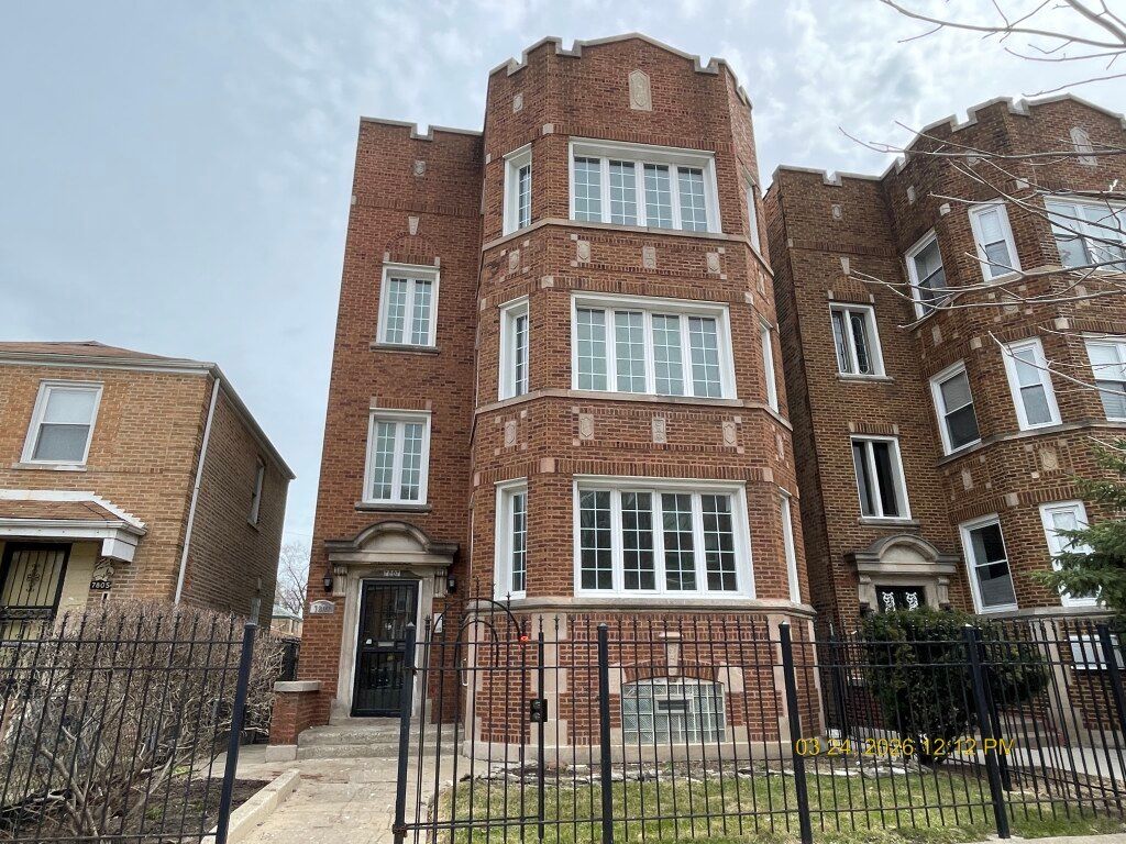 7807 S Winchester Avenue — Chicago, IL 60620